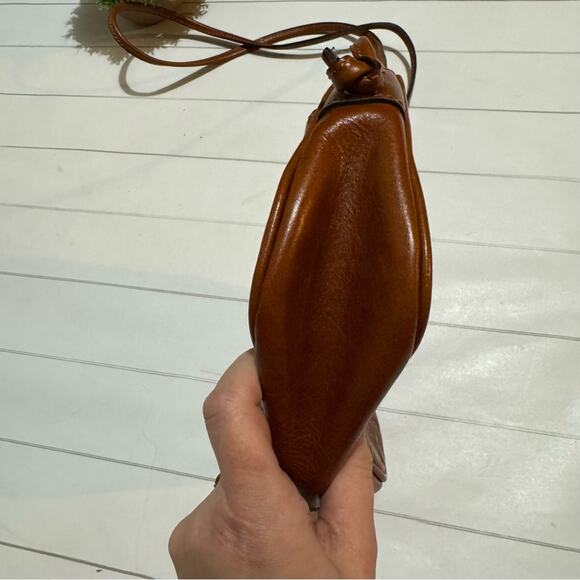 Patricia Nash Brown Leather Embossed Floral Crossbody Shoulder Bag Purse - Picture 4 of 10